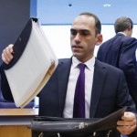 Βουλή: Στα χαρακώματα για το νομοσχέδιο για τους ημικρατικούς