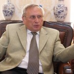 Ρώσος πρέσβης: “Η λύση πρέπει να βρεθεί εδώ στην Κύπρο και όχι αλλού”
