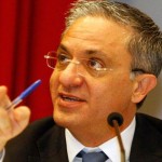 O Νίκος Τορναρίτης “αδειάζει” τον Α. Θεμιστοκλέους
