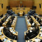 Κρατικό μισθολόγιο και αποσπάσεις στην Ολομέλεια της Βουλής πριν τις διακοπές